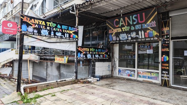 Oba Göl 14 Sokak’ta A11 Otel Karşısı Kiralık Dükkan